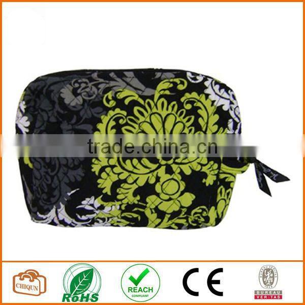 Large Cosmetic Bag Baroque