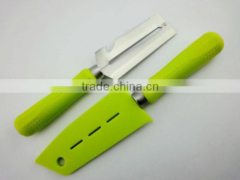 Sampa item P056 small size level head 3 in 1 multifunction fruit peeler with cover