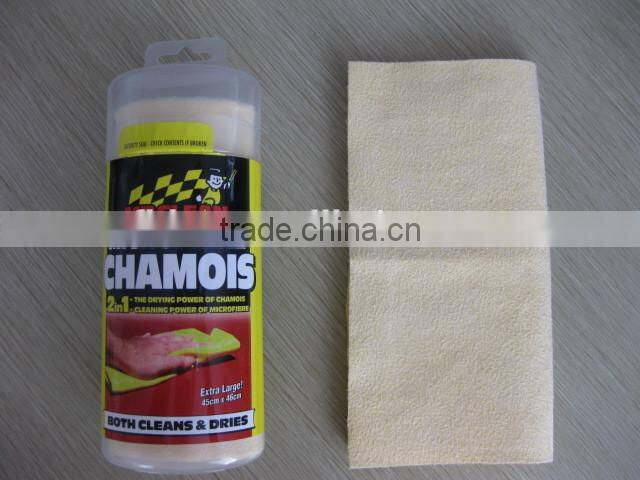 Extreme water absorbent synthetic sheepskin fabric