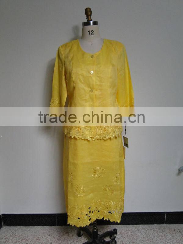 Ladies 2 pcs blouse and skirt embroidery suit