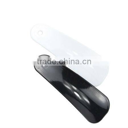 Hotel wooden shoe-shiner