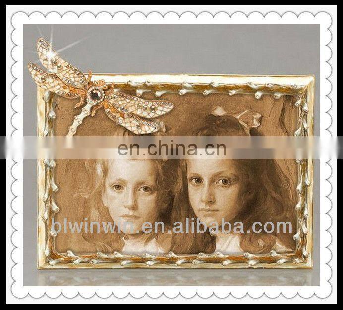 antique metal picture frames for home use