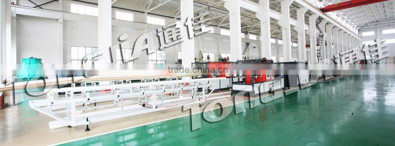 PP-R plastic pipe machine