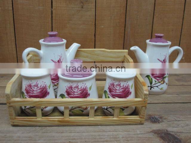 Manufacturered white ceramic water pitchers, big water pot