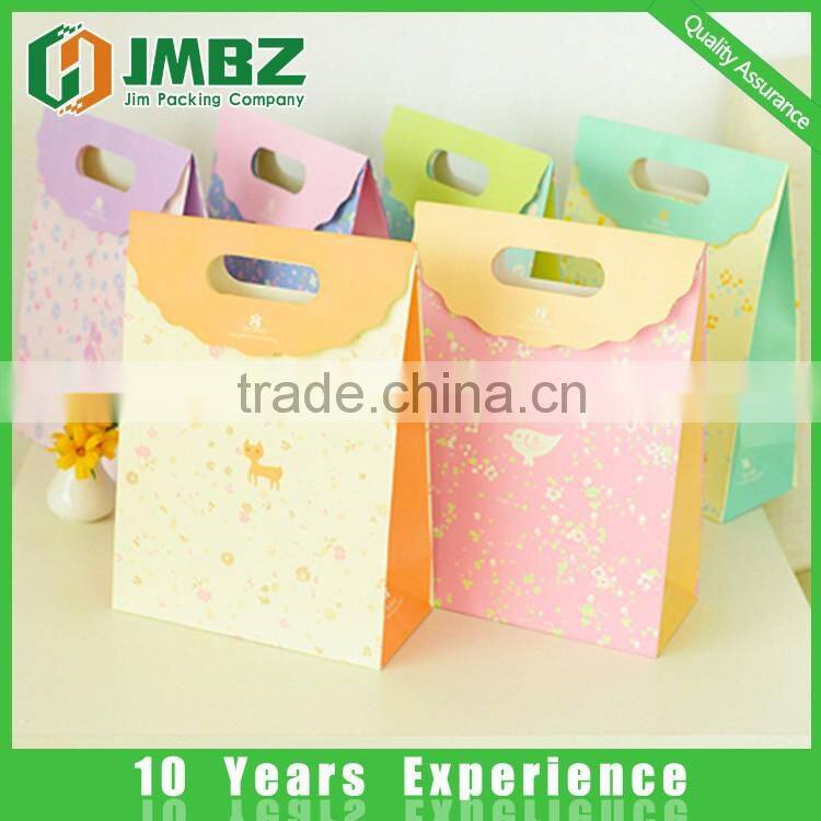 Paper Material and Accept Custom Order paper bags for christmas gifts