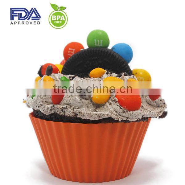 Jumbo Silicone Baking Cups /Muffin Liners in Storage Container