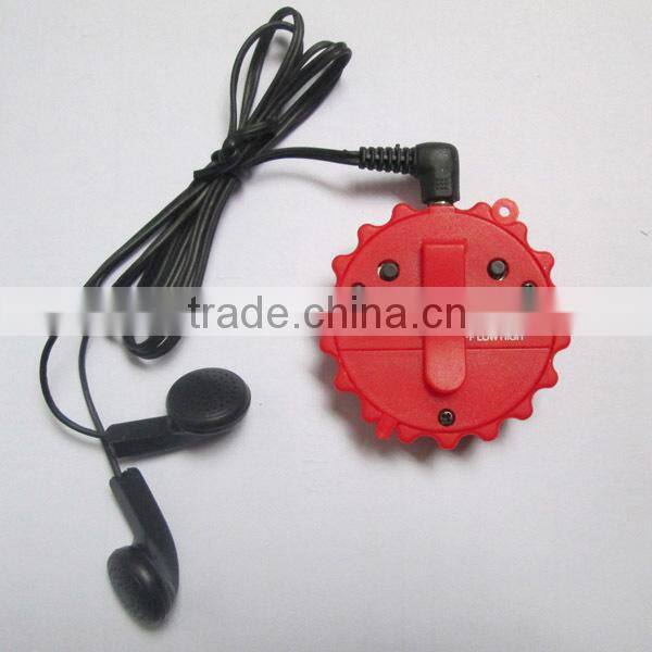bottle cap shape mini portable fm radio with keychain