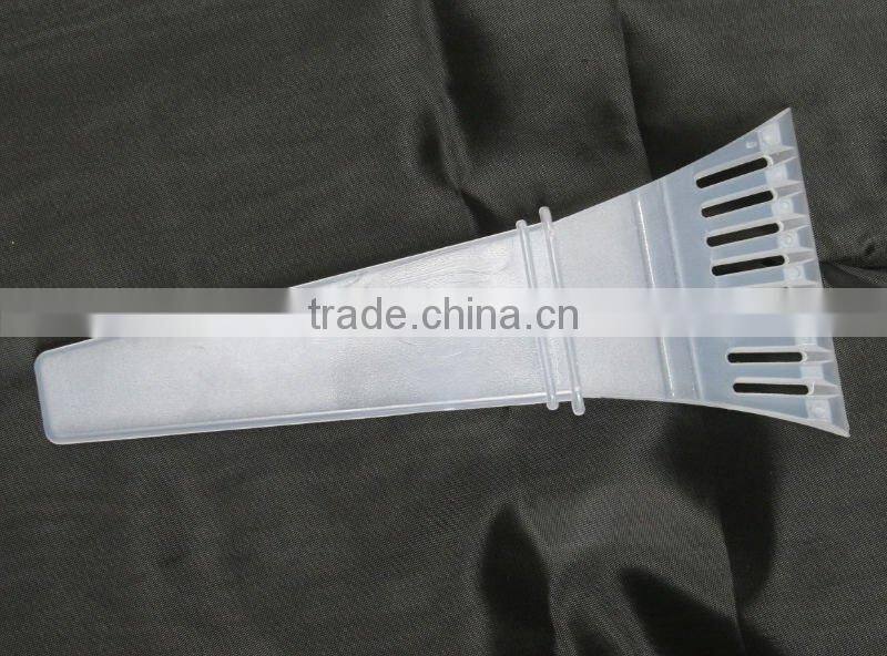 car ice scraper / car snow scraper