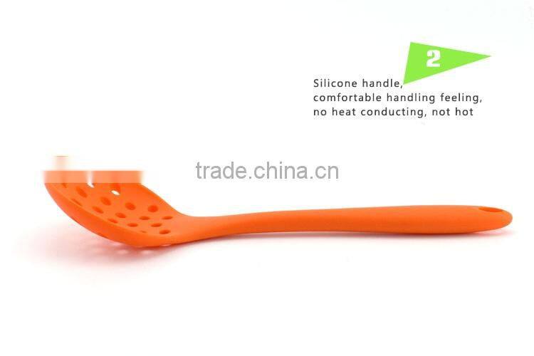 High Temperature Resistant Long Handle Silicone Colander