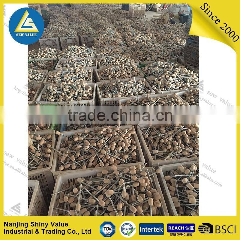 Widely used wooden type shoe tree made of lotus/schima/pine/cedar