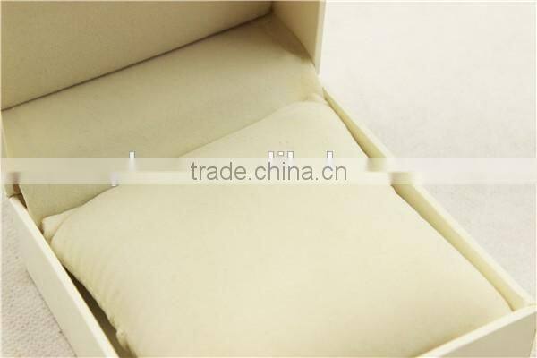 Cheap single Plastic Watch Box in Watch Boxes & Cases