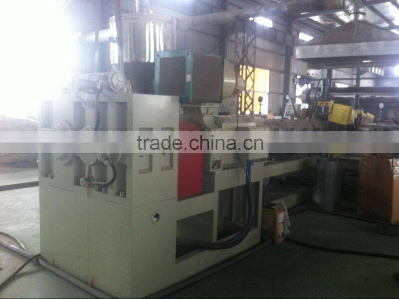 Waste plastic recycling equipment for PET bottles