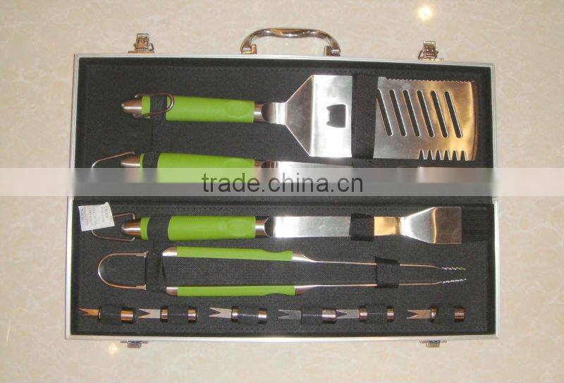 Set of 5pcs bbq w. Aluminium box