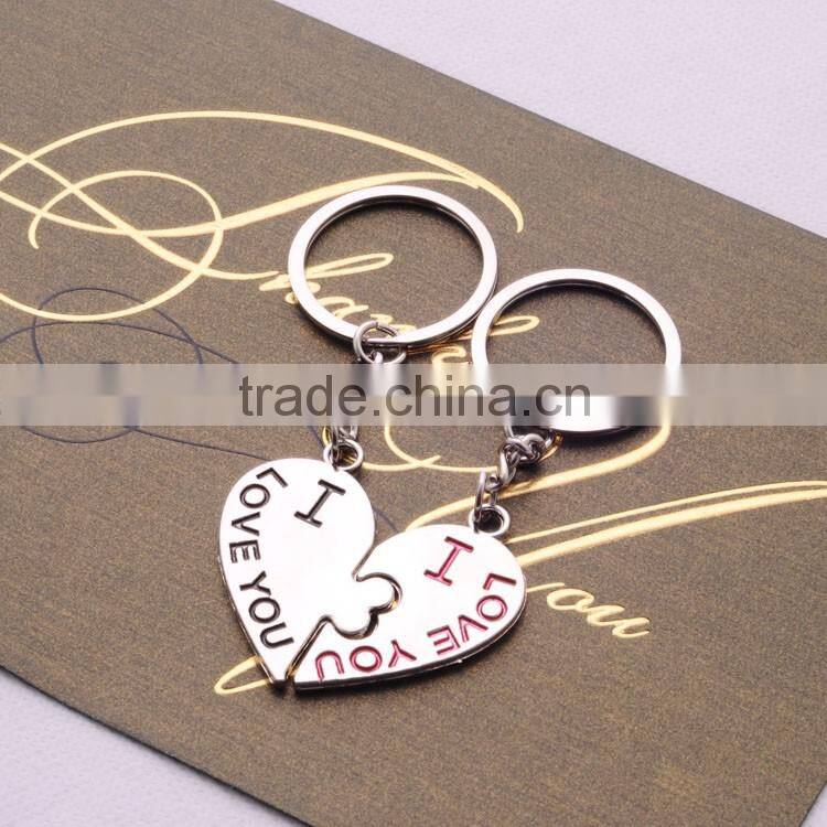 Manufactory Price Classical Design Lovers Keys Chain Silver Plated Heart Shaped Charm Keychain/