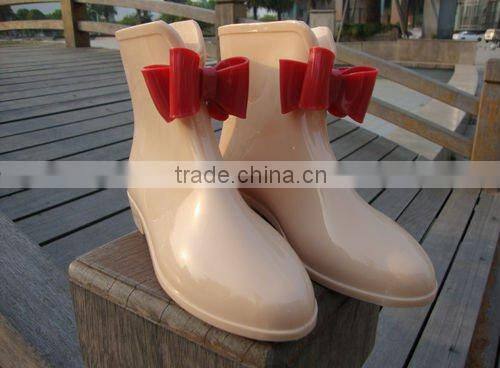2011New style Lady ankle rain boots,Butterfly rain boots