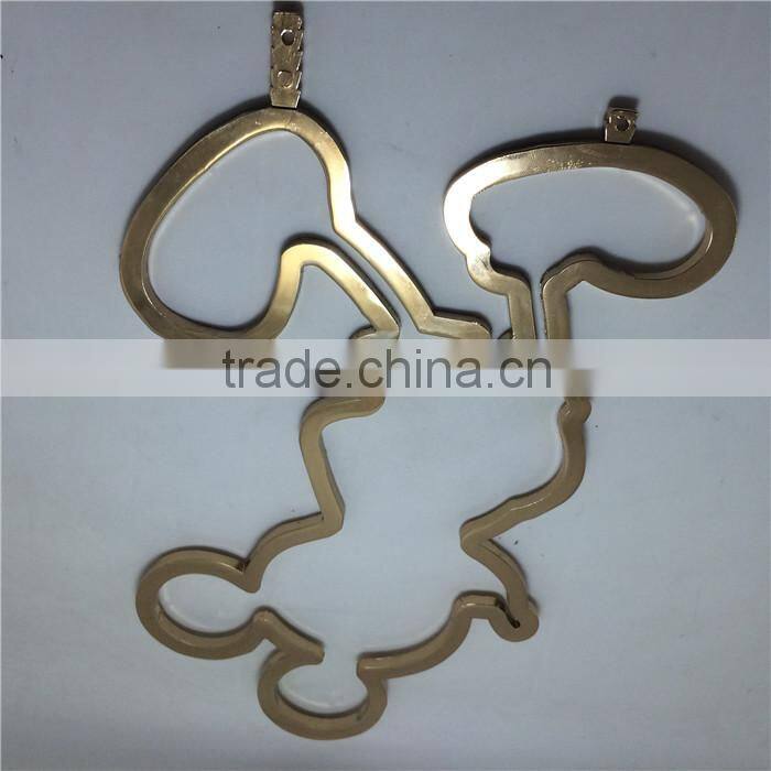 Mickey Mouse logo in gold plating , factory direct die casting mickey design metal logo cartoon sign