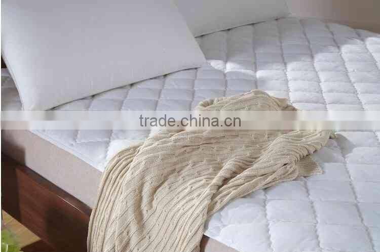 XL Queen SIze Waterproof Coolmax Mattress Pad