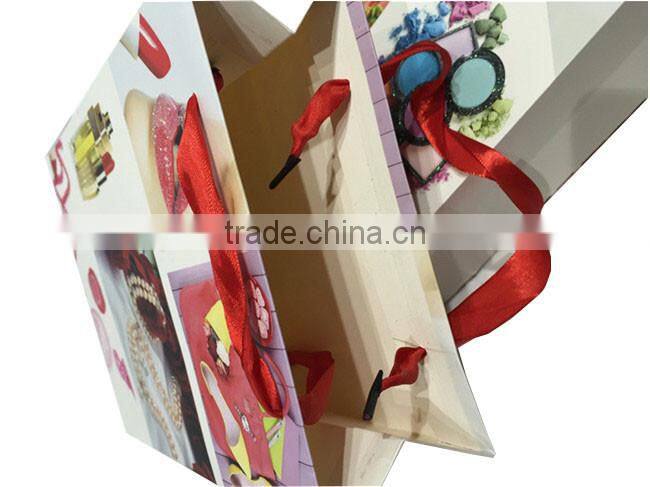 Cheap Price Hot Sale Promotional White Cardboard Paper Gift Bags