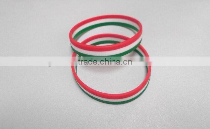 new arrival silicone bracelet with plastic button