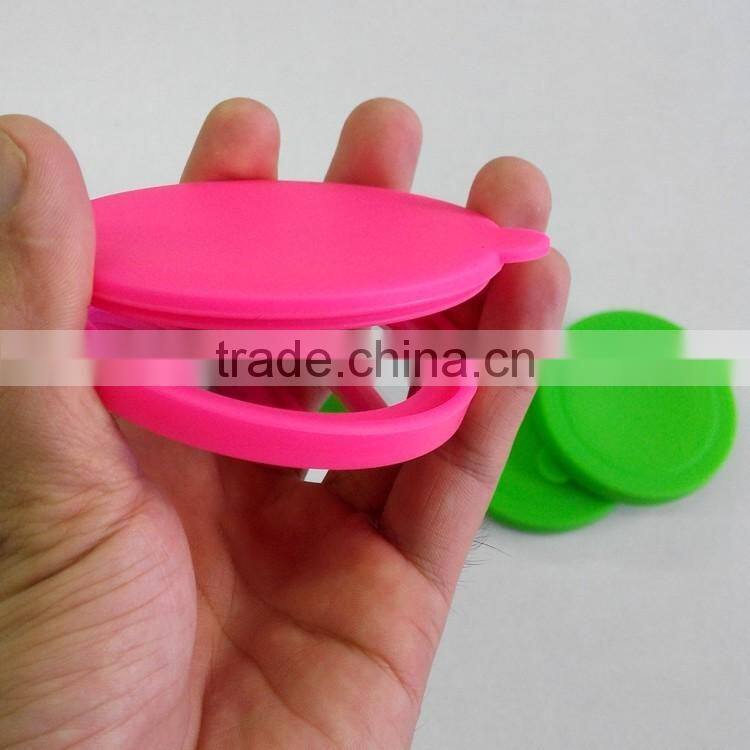 Facotory custom double face foldable round silicone cosmetic mirror