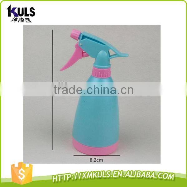 500ML Candy color hand pressure small garden plastic kids watering can
