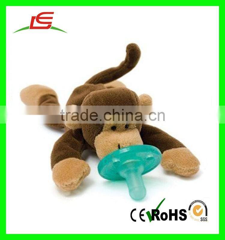 OEM&ODM custom plush soft giraffe toys pacifier holder stuffed animal