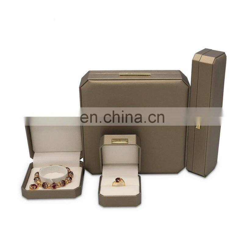 Custom bracelet packaging boxes display Portable Travel Case Box Bracelet Box