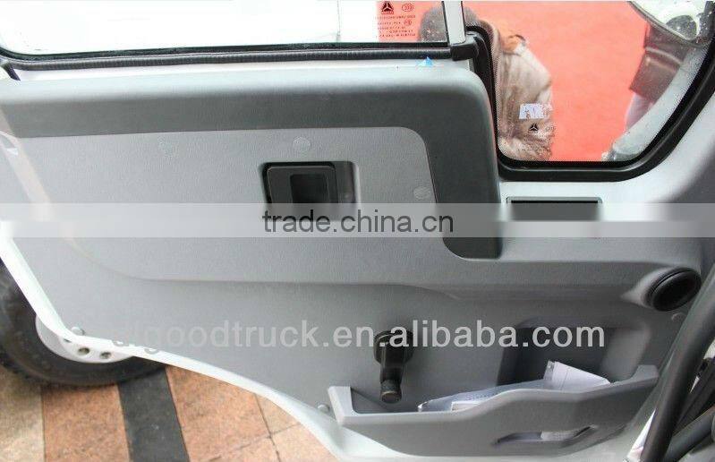 HOWO 8x4 road wrecker truck