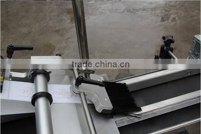 cosmetics plane labeling machine