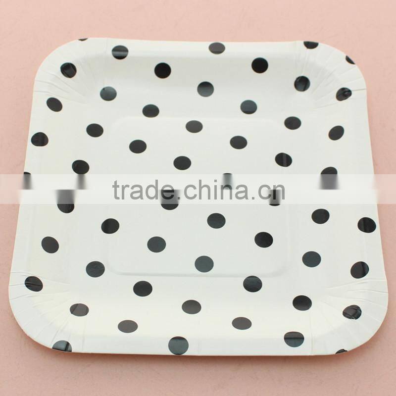 China wholesale fancy dotted 7 inch square paper plates