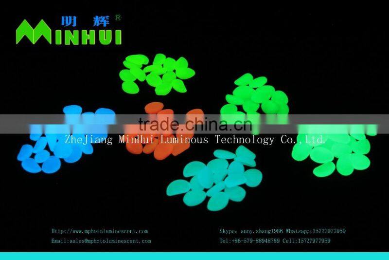 Glow in the dark pebble/Photoluminescent pebble