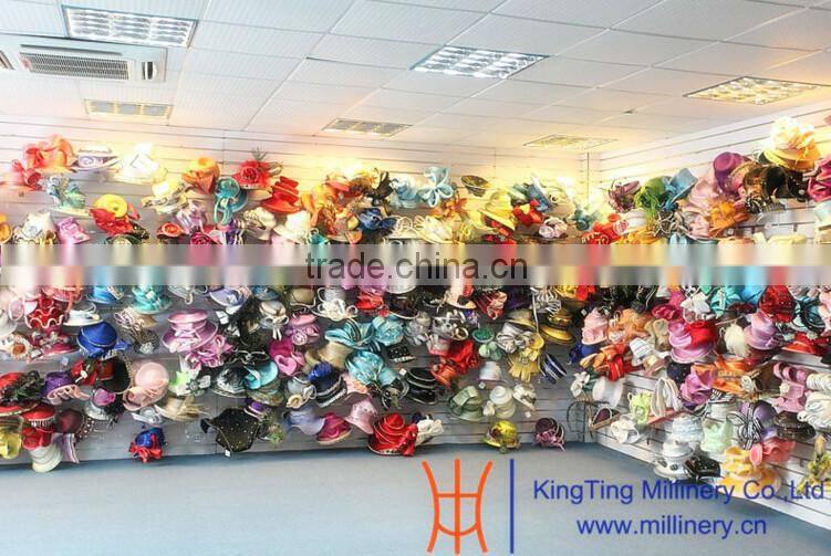 White Color With Broach Ladies Evening Bag And hat For Church