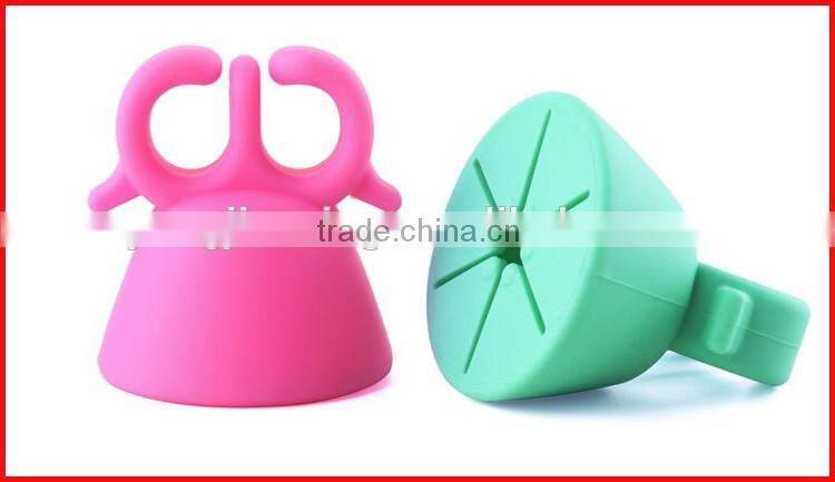 Cosmetic tool nail polish display stand