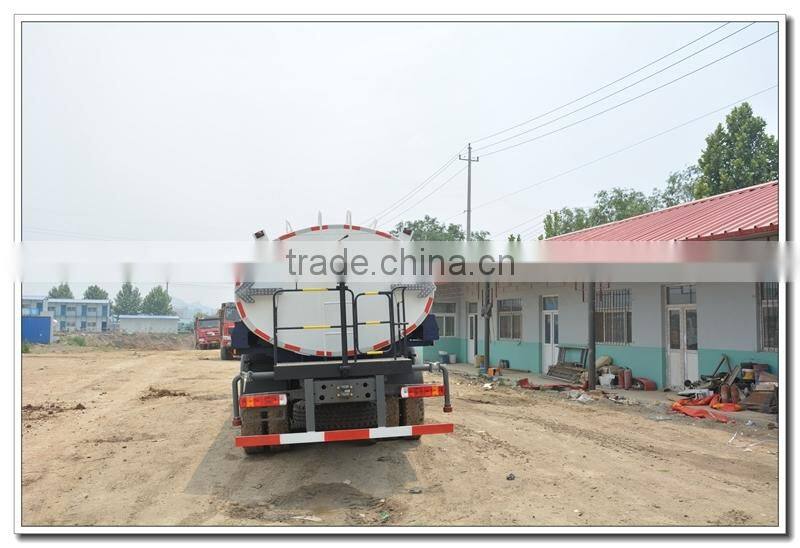 Sinotruk Howo 6x4 Water Sprinkler Truck watering cart 20 CBM for sale