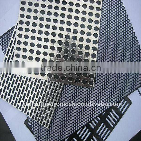Punching Iron Wire Mesh