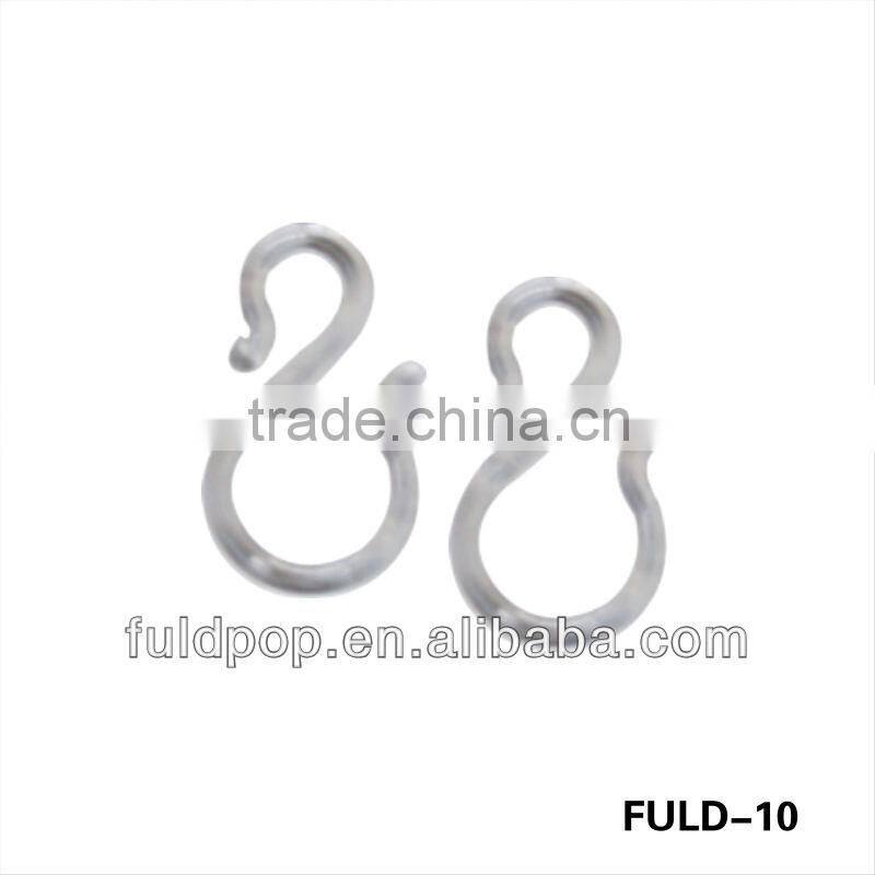 Alibaba suppliers High quality small plastic s hooks