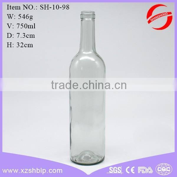 Custom design 750ml empty whiskey glass bottle factory