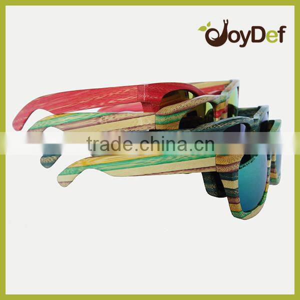 The metal frame with colorful mirror lens sunglasses