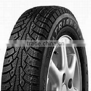 Winter Snow Car Tire / PCR Tyre 215/70R15