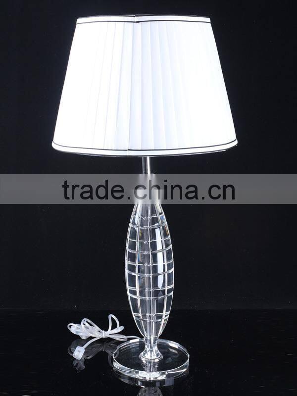 2015 hot crystal egg shaped table lamp