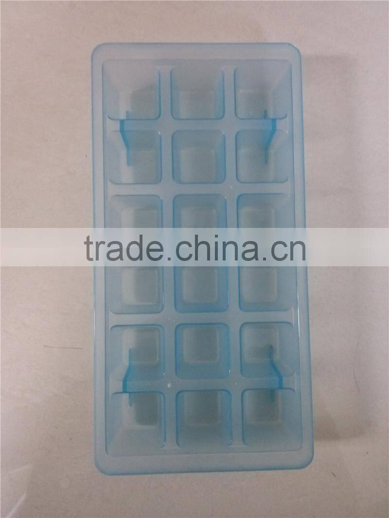 BPA-FREE PP material Ice Cube Tray