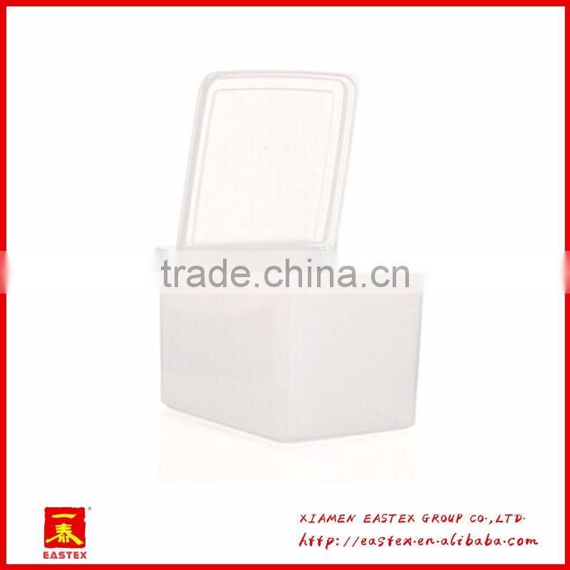 Superimposed flip-open cover food crisper