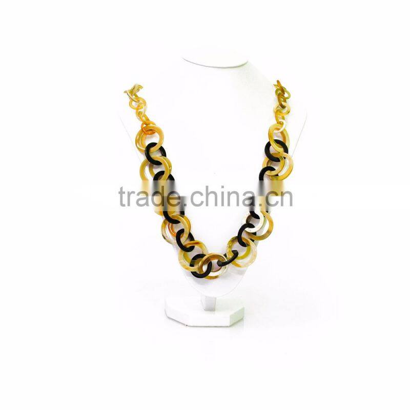 Necklace made of buffalo horn in Vietnam, fashionable and eye-catching designs