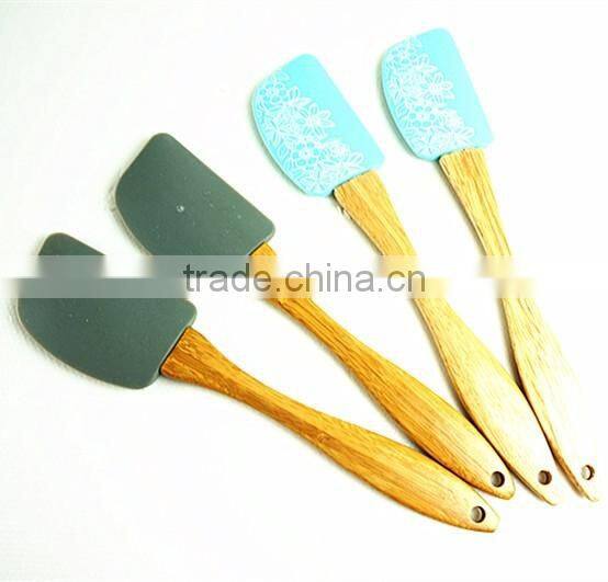 12083 Silicone Spatular scraper Silicone Cream Spatular with wooden Handle