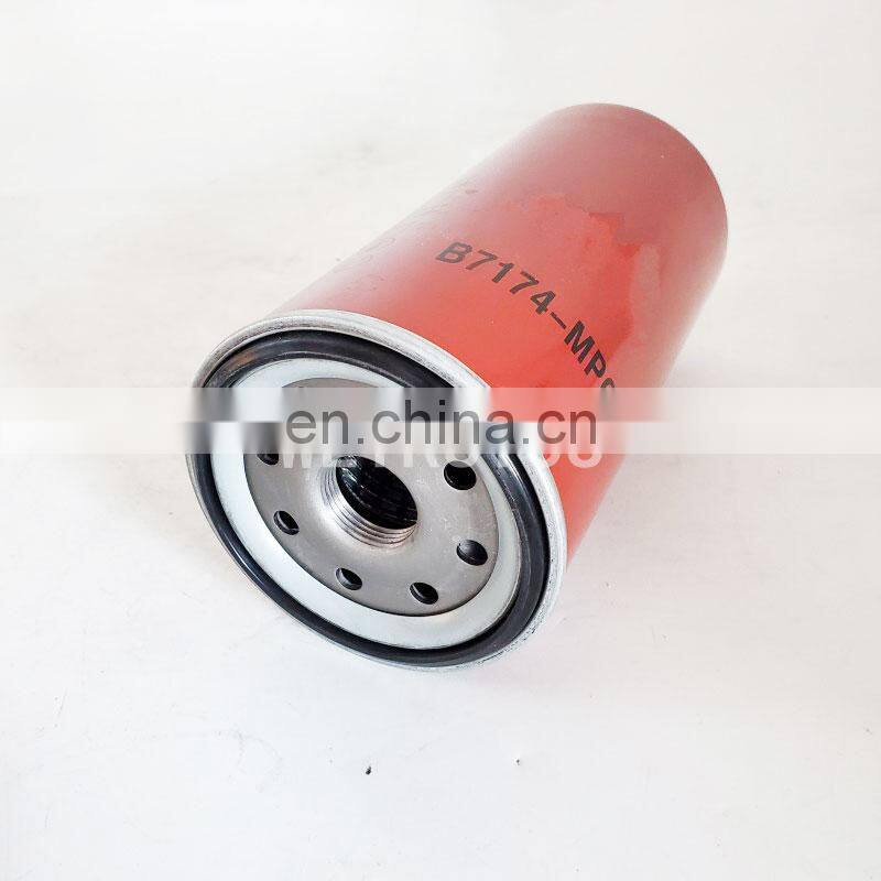 Tractor spin-on oil filter 99445200 84346773 P551037 B7174-MPG