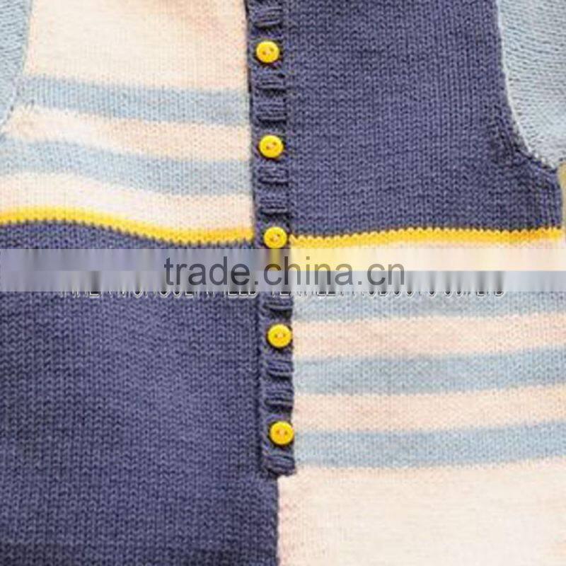 Cashmere Short Overalls Pattern With Yellow Buttons
