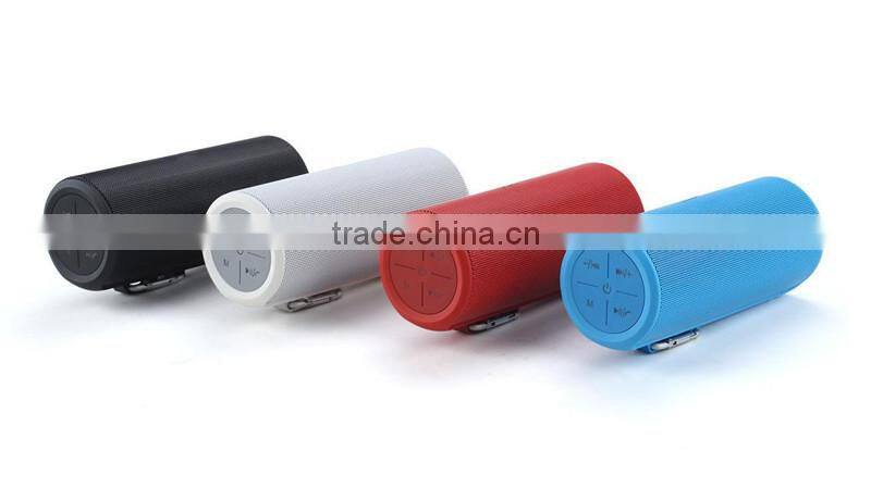 2016 Factory Wholesales Outdoor Portable Wireless Speakers Bluetooth Speakers With TF Card Hand