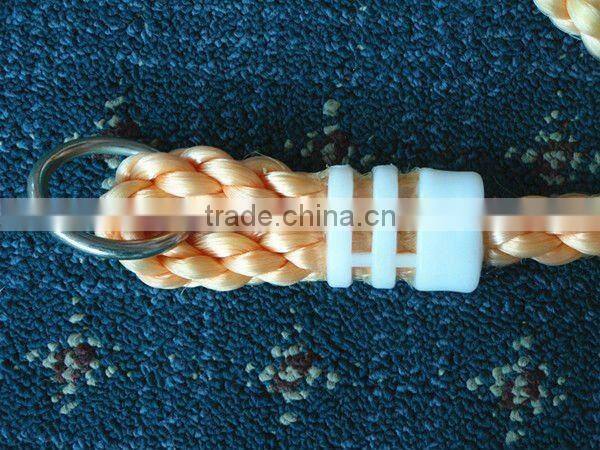 PLASTIC CLIMBING ROPE