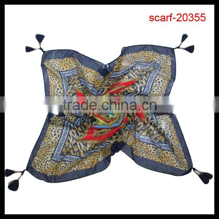 Big square ladies scarf fashion deisgn