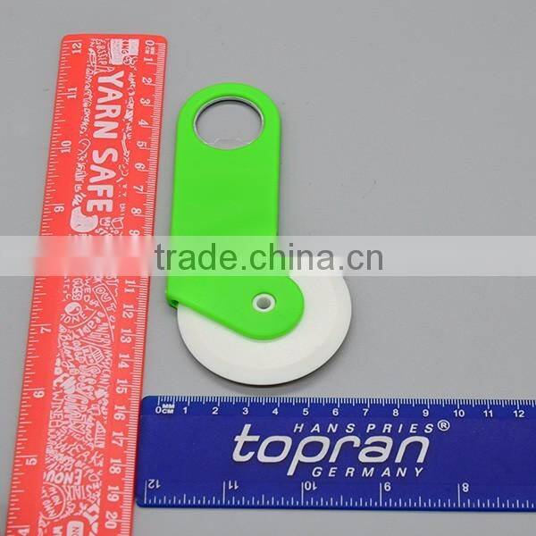 2 in 1 Plastic Blade Pizza Cutter with logo